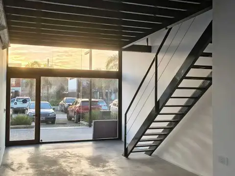 Local en Alquiler en Joaquín Gorina, $ 900.000