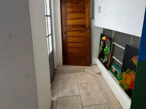 Depto Tipo Casa 5 ambientes con 2 baños