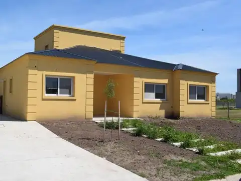 Boulevard de todos los Santos al al 4500