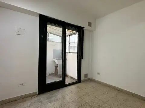 Departamento en Alquiler en Ramos Mejia, $ 450.000