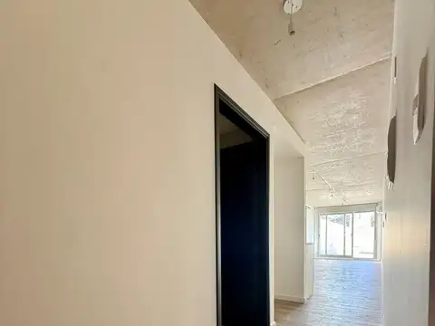 Alquiler monoambiente Pocitos patio parrillero gje