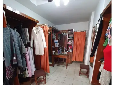 Claudio M Cuenca 3400