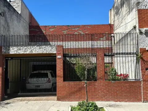 Lugo 1100