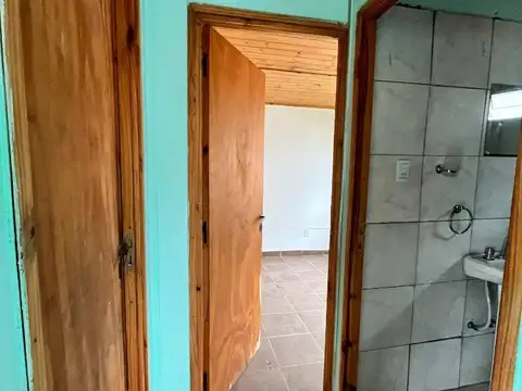 Casa 3 ambientes con 1 baño