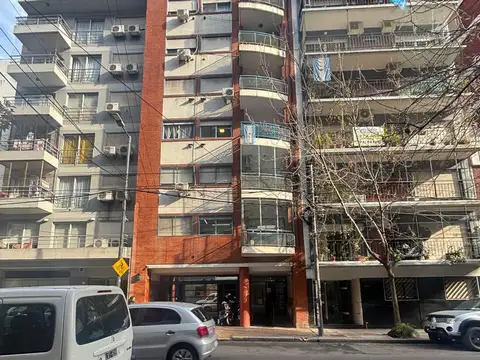 SEMIPISO 2 AMBIENTES CONTRAFRENTE CON BALCON