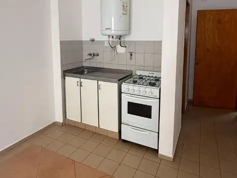 Departamento en Alquiler en Alberdi, $ 390.000