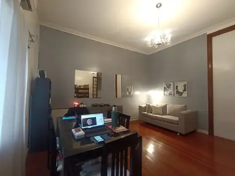 Depto Tipo Casa en Venta 100 años