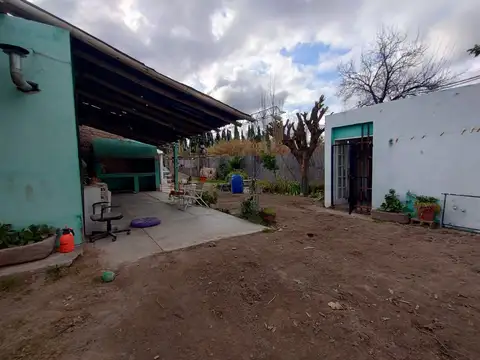 Casa 4 ambientes con 4 baños