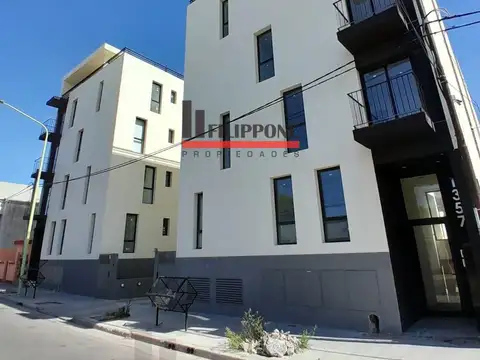 Departamento en venta de 2 dormitorios c/ cochera en Villa Mitre