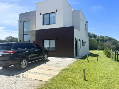 Senderos  al 100