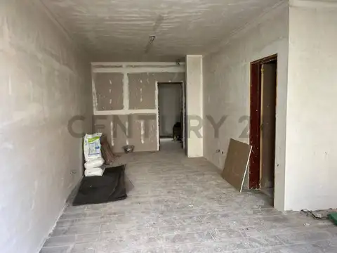 Oportunidad en Caseros: 2 ambientes c/ entrega en 90 días. Permuta