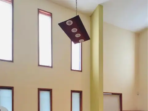 Casa 4 dormitorios en Las Acacias, acepta permuta