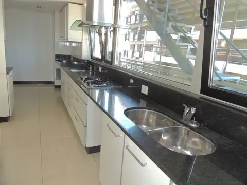 Departamento en Alquiler en Rosario, USD 1.600
