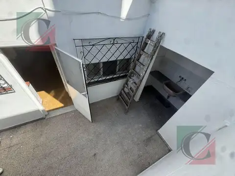 Depto Tipo Casa en Venta en Lanus Oeste, USD 72.000