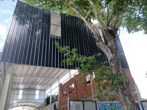 Galpón en Parque Chas 