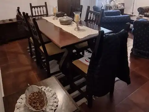 Casa 8 ambientes con 1 baño