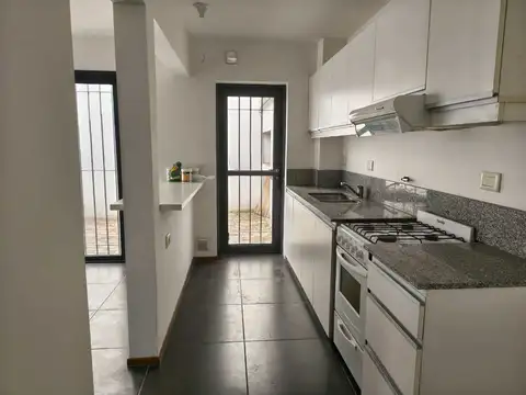 DUPLEX 2 DORM CON PATIO APTO CREDITO ALTO GRAL PAZ