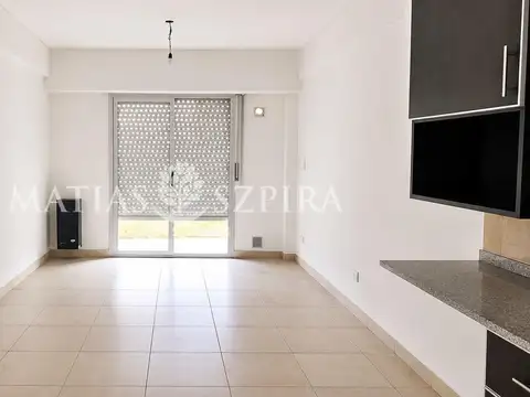 Departamento en Alquiler en Moron, $ 450.000