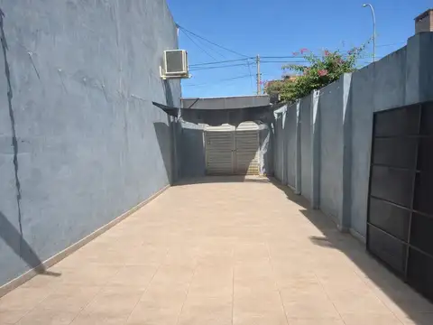 Local en Venta en Residencial San Carlos, USD 130.000