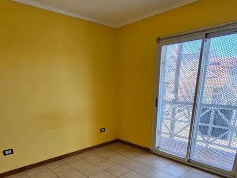 Depto Tipo Casa en Alquiler 36 años