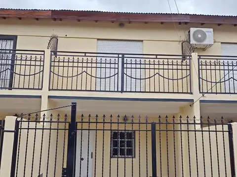 Excelente duplex Nuevo de 3 ambientes con cochera