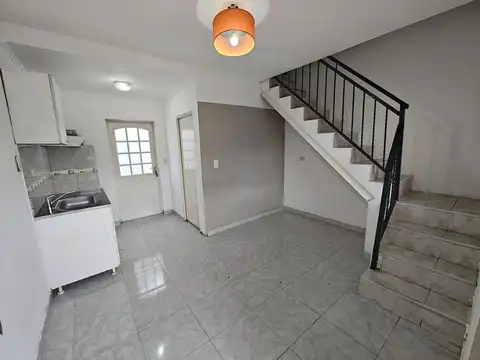 Casa en Alquiler de 2 dormitorios