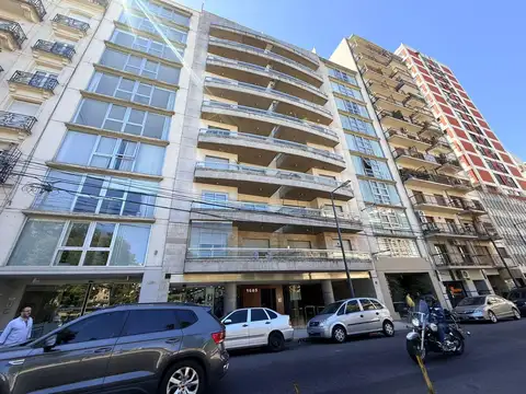 Marcelo Torcuato De Alvear 1600