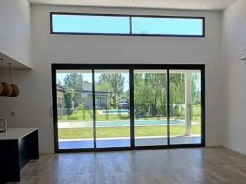 ruta provincial 58 km 15 Mz 4 , Piso 0