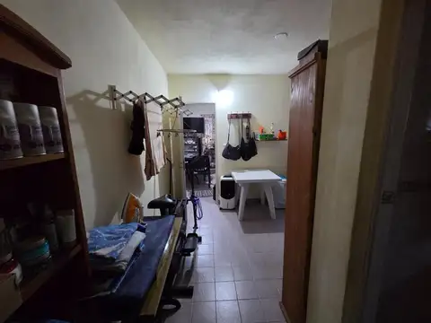 CASA en VENTA 4 AMB. PILAR con GARAGE, BAL, PARQ.