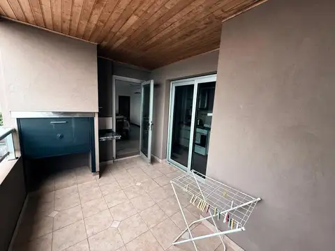 Departamento 4 ambientes con 3 baños