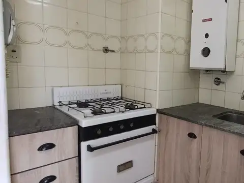 Departamento en Alquiler en Centro, $ 350.000