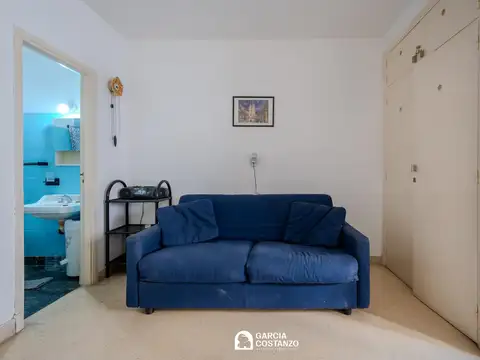 Departamento en Venta en Plaza Colon, USD 43.000