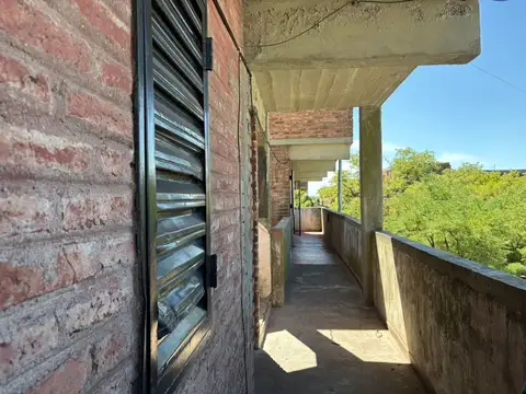 Peatonal 2 de Abril 100