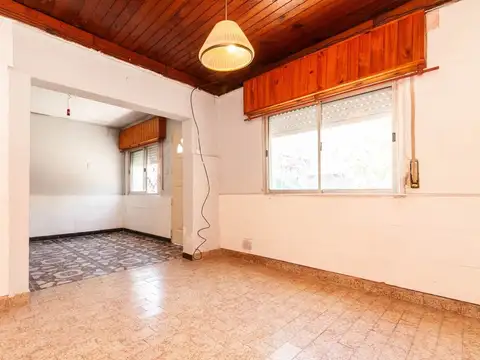 Depto Tipo Casa 3 ambientes con 1 baño