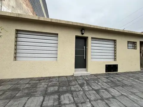 PH EN VENTA EN PERGAMINO CON PATIO