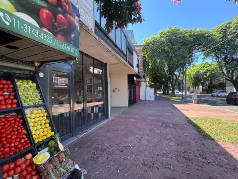 Local en Alquiler en Martínez Libertador / Río, $ 1.800.000