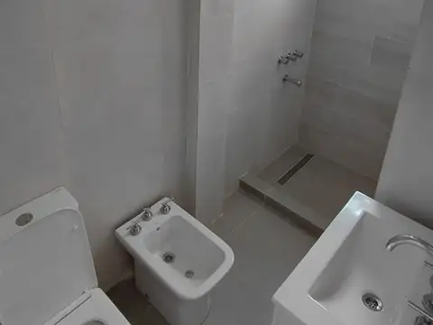 Departamento 1 ambiente - Av. Colón y Sarmiento - Reciclado a nuevo