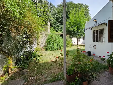 VENTA PH 5 AMBIENTES LUZURIAGA CON PARQUE