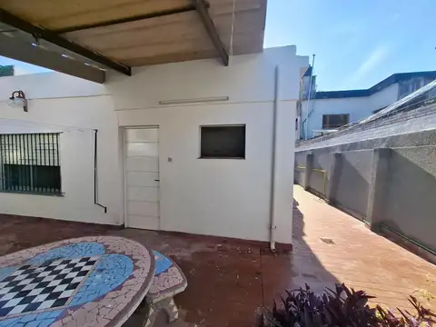 Casa en Alquiler al Este