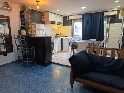 Depto Tipo Casa en Venta de 2 dormitorios