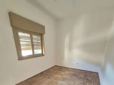 VENTA CASA TIPO AMERICANA 3 AMB MERLO NORTE