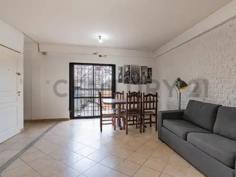 Departamento en Venta en La Plata (tipo dúplex con balcón y Terraza)