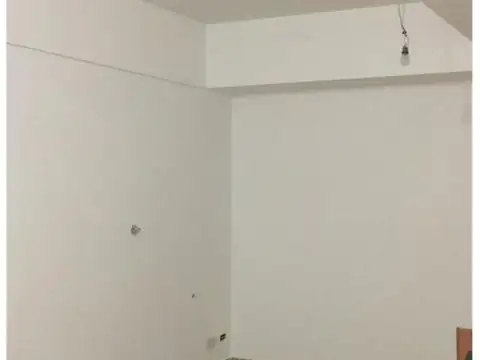 Local en Venta Via Pública