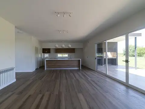 Casa en Venta en Ezeiza, USD 379.800