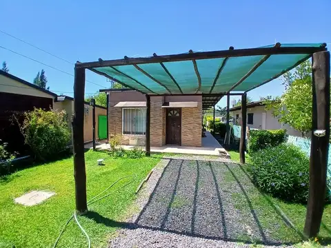 Casa Tipo Americana Parque Pileta Domselaar VENTA