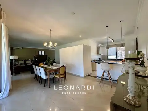 Casa en Venta en Barrio El Cazador, USD 360.000