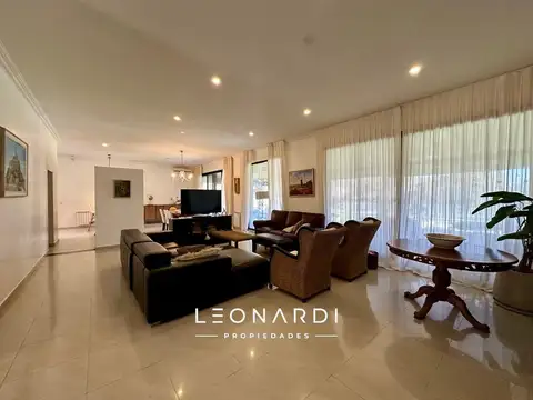 Casa en venta en El Cazador