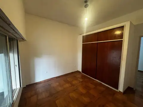 Depto Tipo Casa en Alquiler de 2 dormitorios