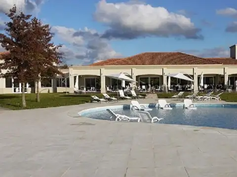 Terreno en Venta en Club Miralagos, USD 74.000