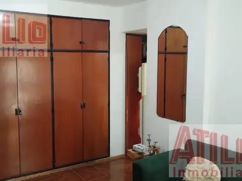 Oficina 2 ambientes con 1 baño